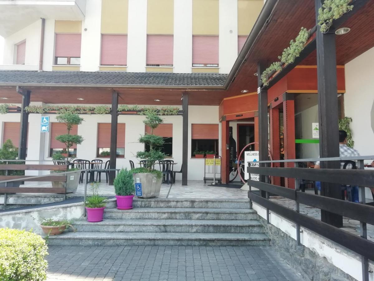 Hotel Rezia Valtellina Morbegno Exterior foto